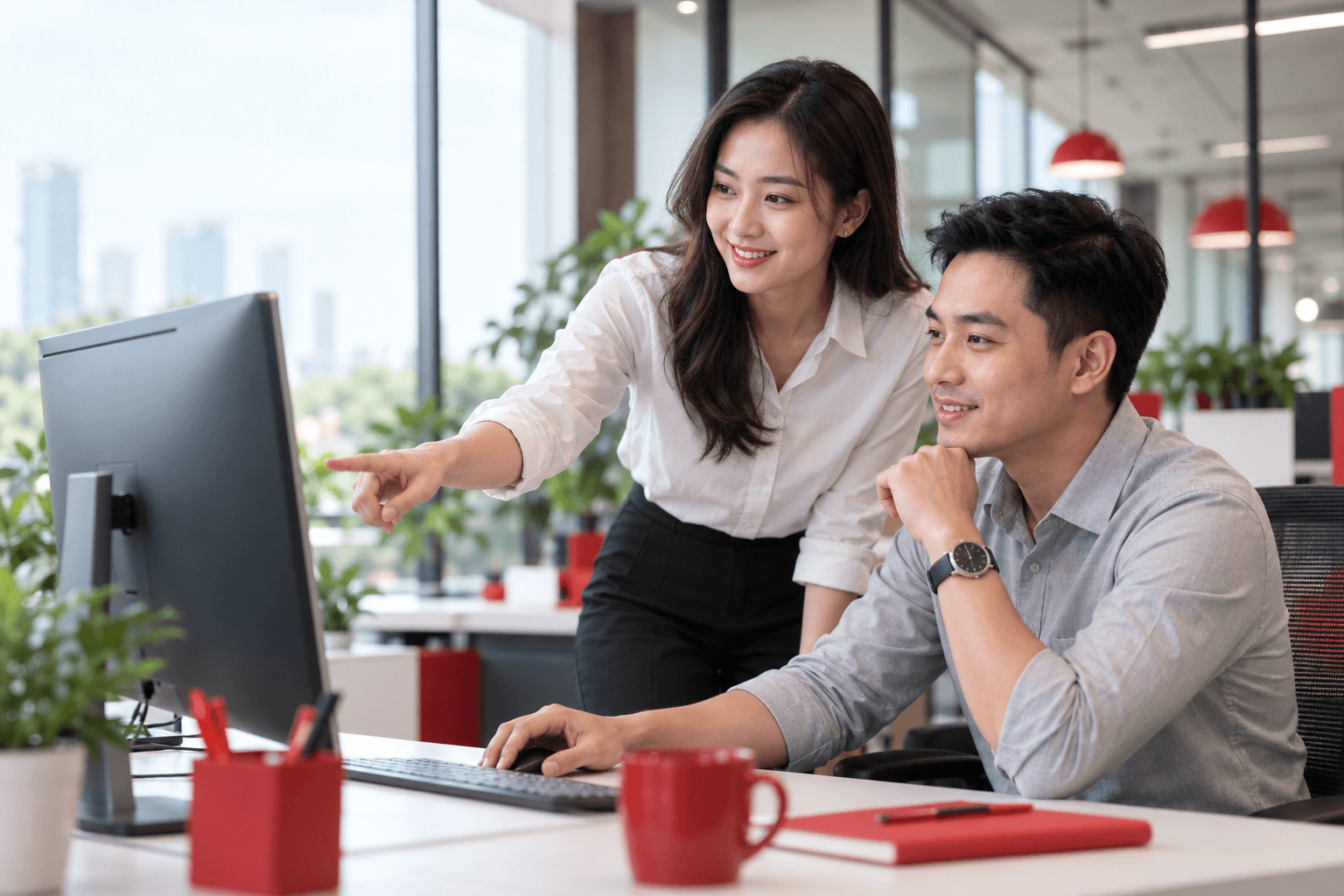 Đội kỹ thuật HVN GROUP hỗ trợ khách hàng